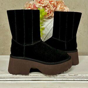 NWT UGG Classic Twin Seam New Heights Black Suede Boots - SZ 8